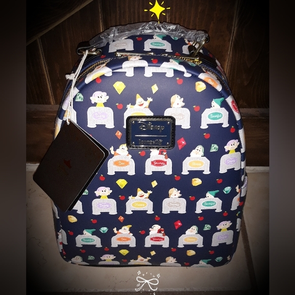 Loungefly Disney Snow White & the Seven Dwarves Beds Allover Print Mini Backpack - Picture 3 of 11